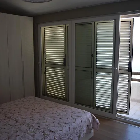 Bellavista - *